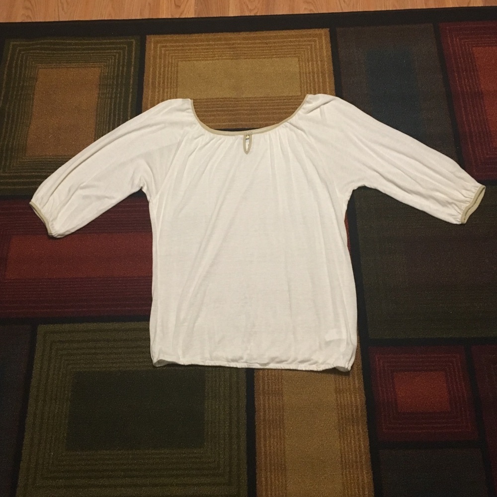 Old Navy White Short Sleeve Tee with Gold Trim